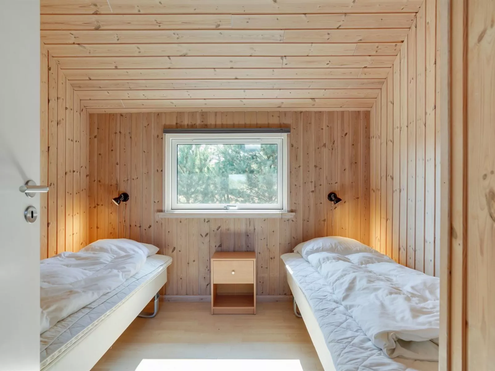 "Vilvi" - 500m from the sea-Inside