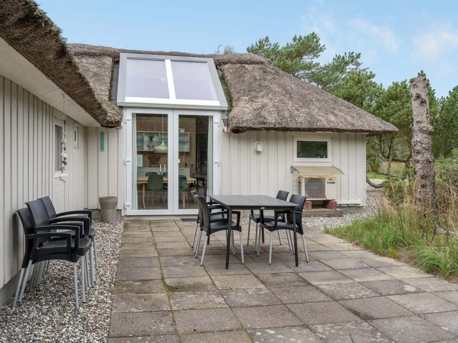 "Waldar" - 900m from the sea-Outside