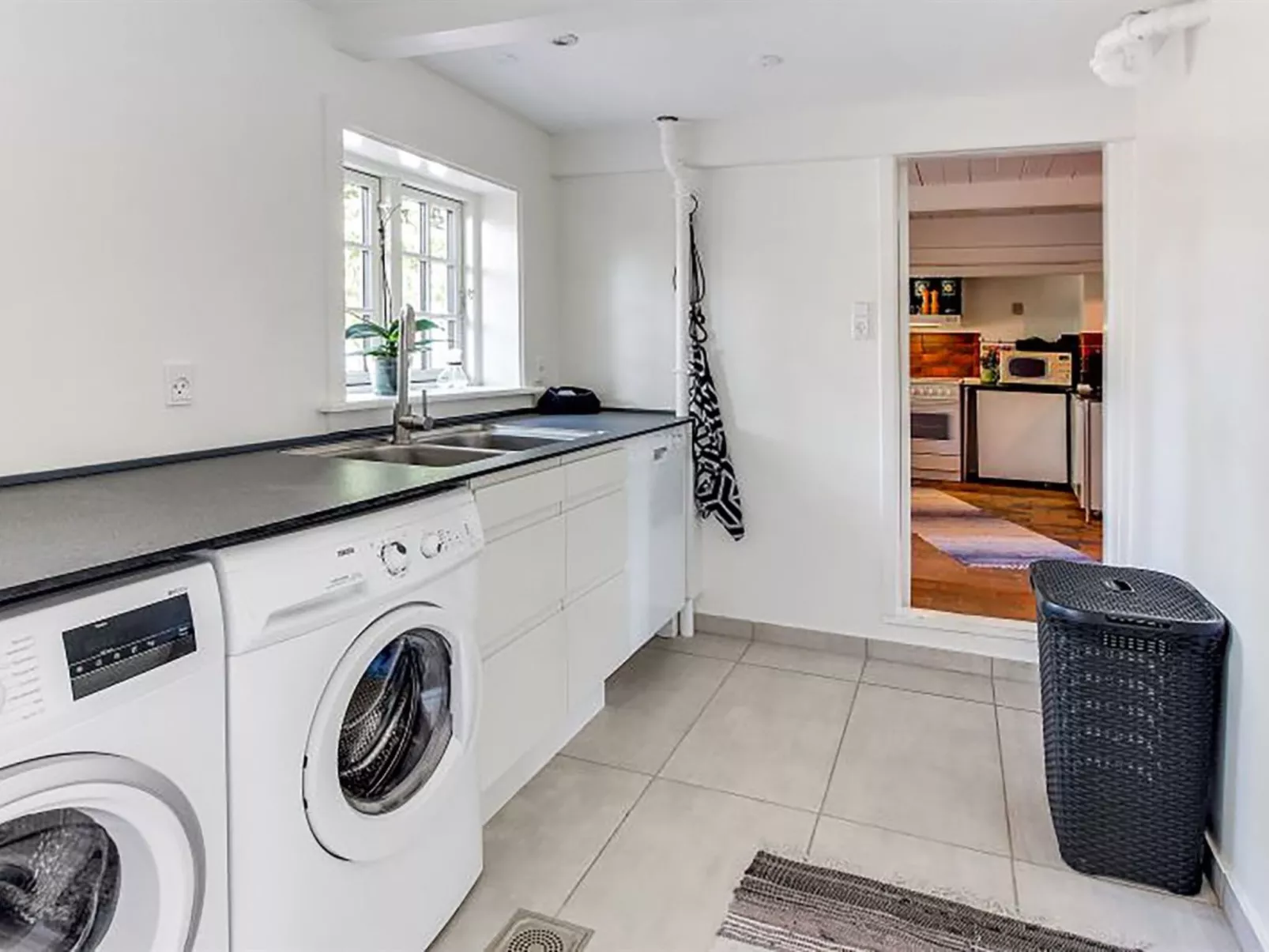 "Nyyrikki" - 100m from the sea-Dedans