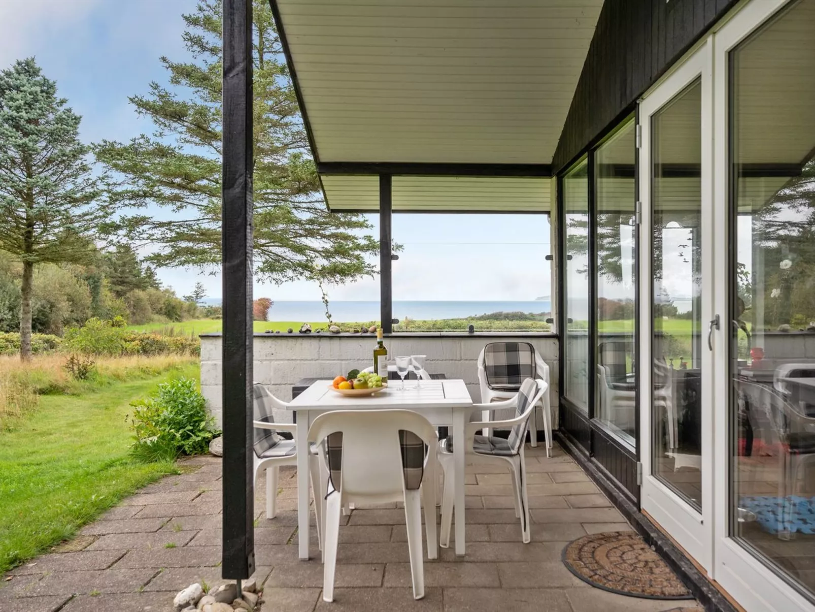 "Kaleva" - 200m to the fjord-Draußen