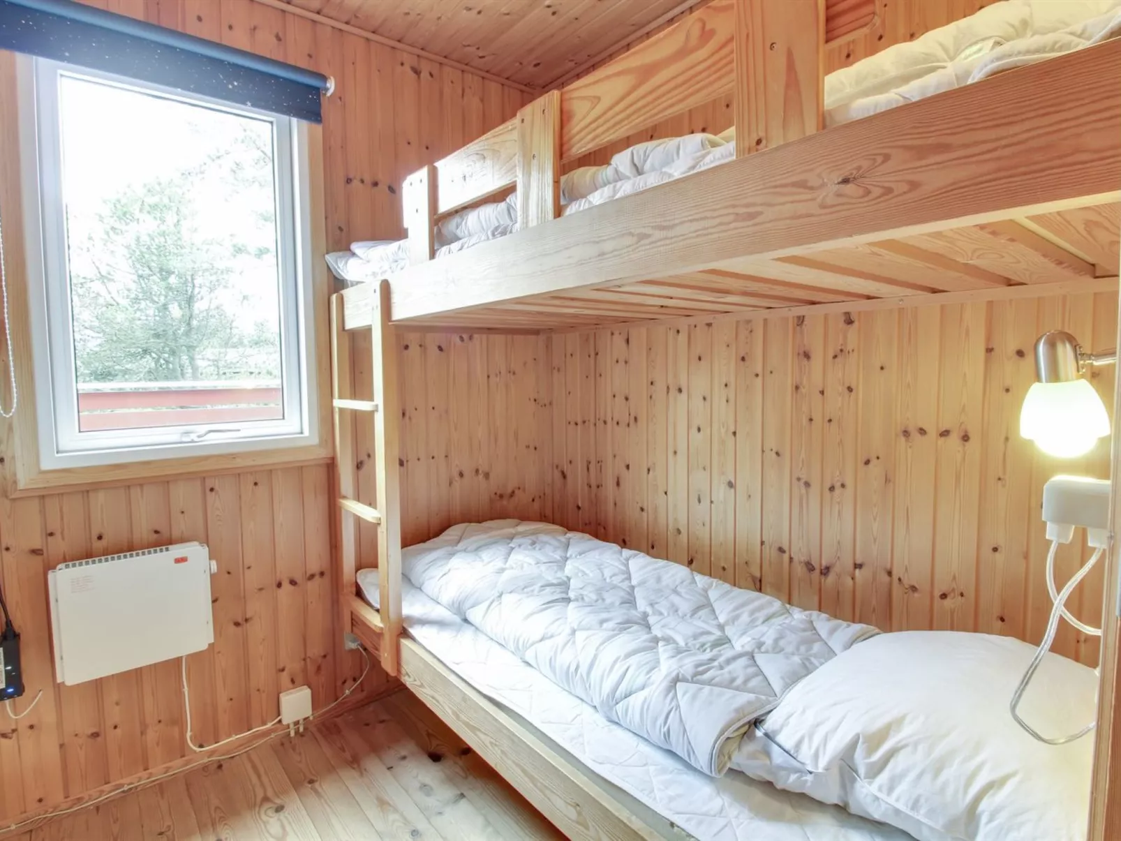 "Agir" - 600m from the sea-Inside