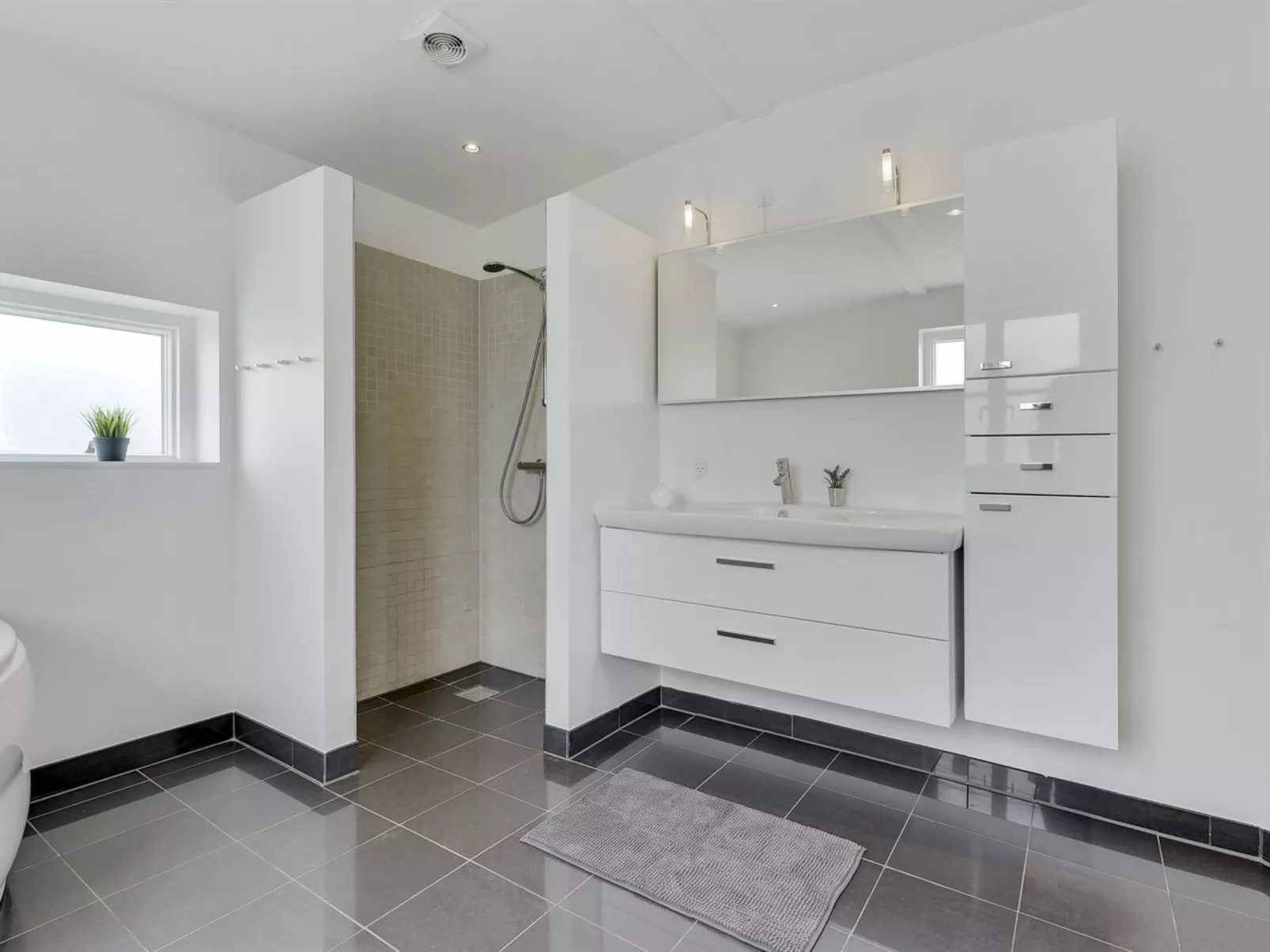 "Henke" - 500m from the sea-Inside