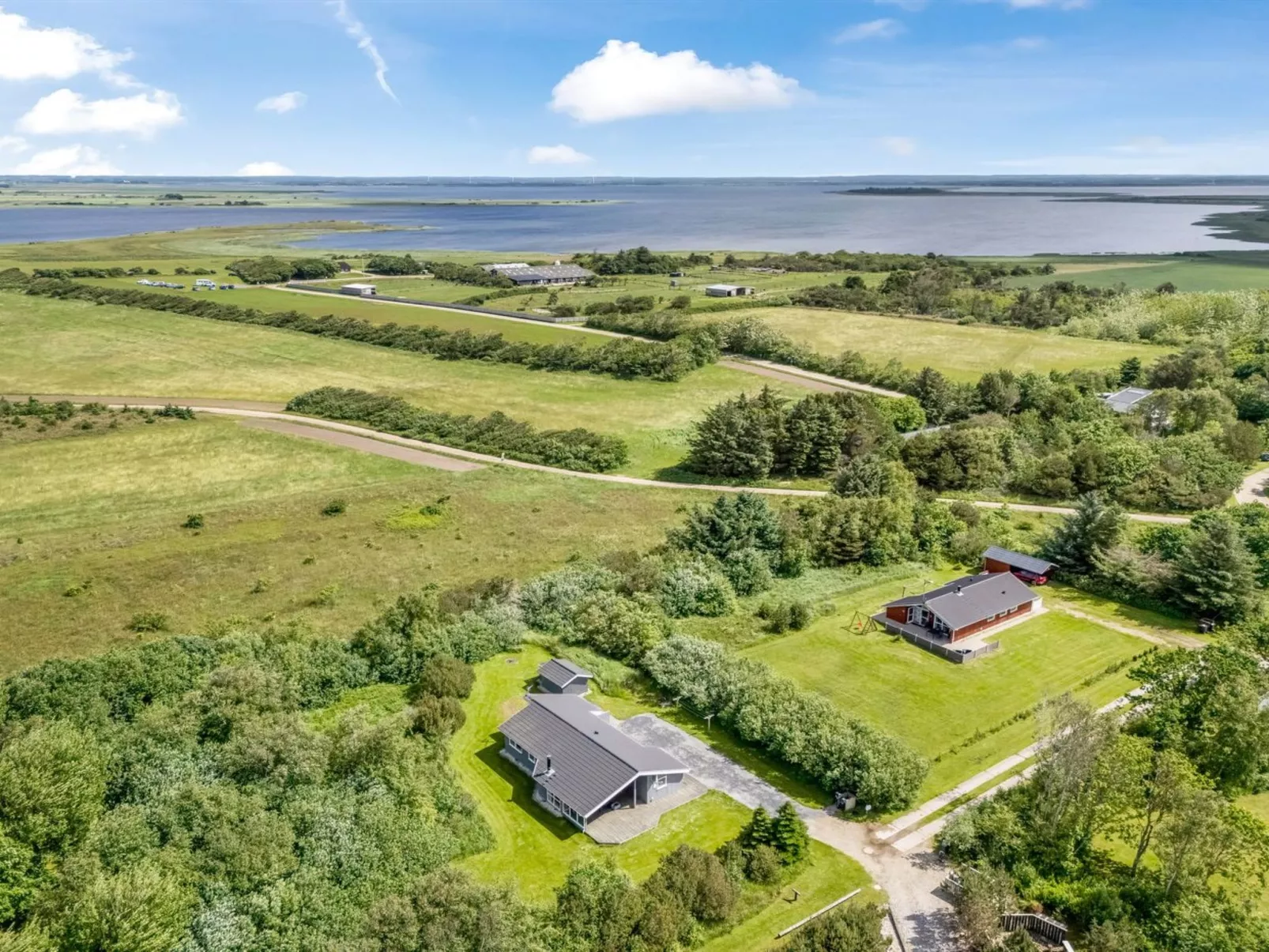 "Karlsefni" - 600m to the fjord-Outside