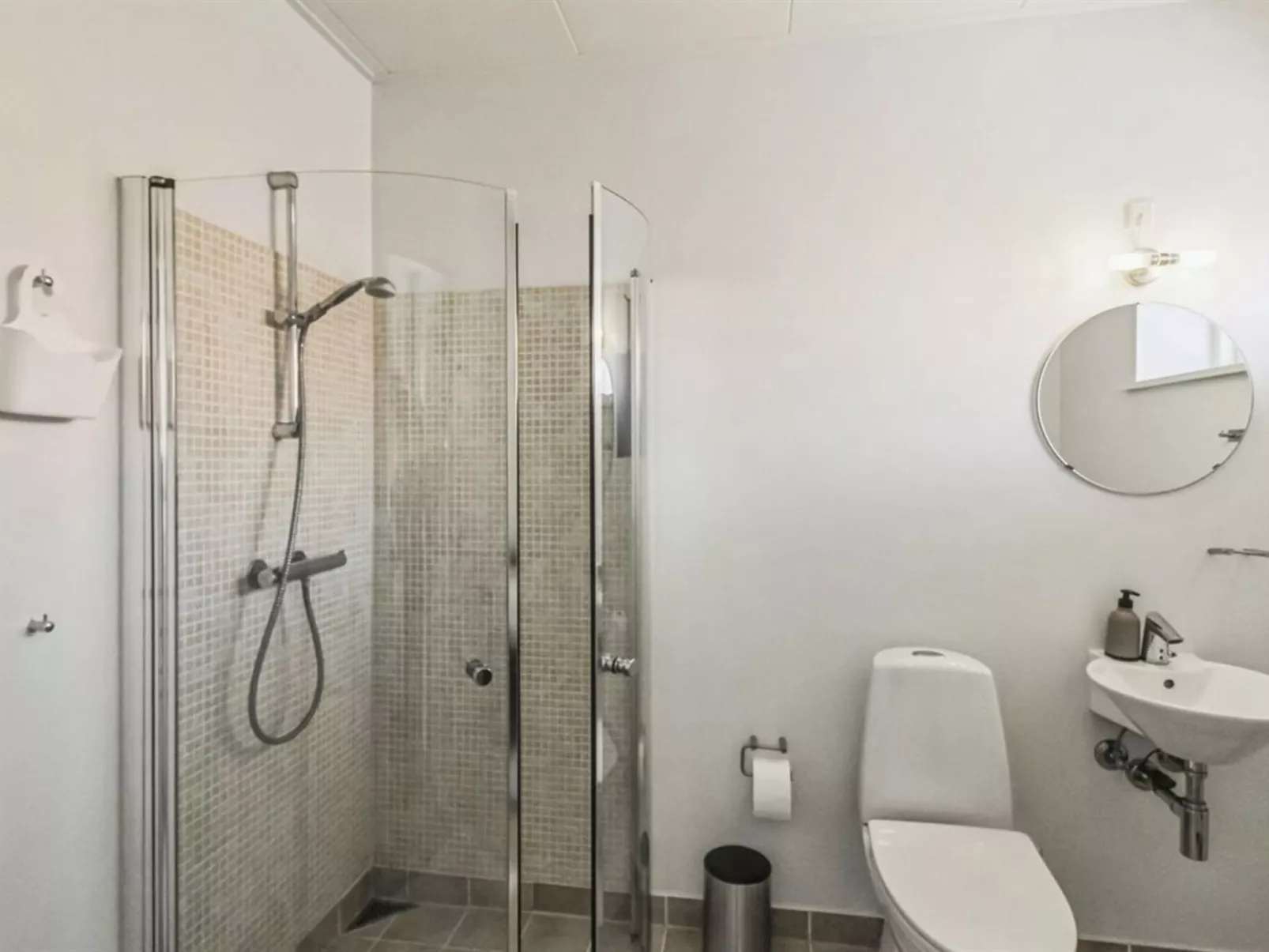 "Ayk" - 400m from the sea-Inside