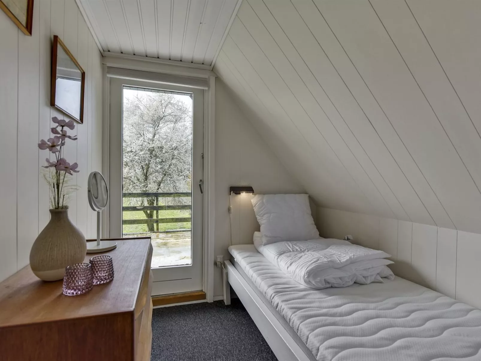 "Alard" - 300m to the fjord-Dedans