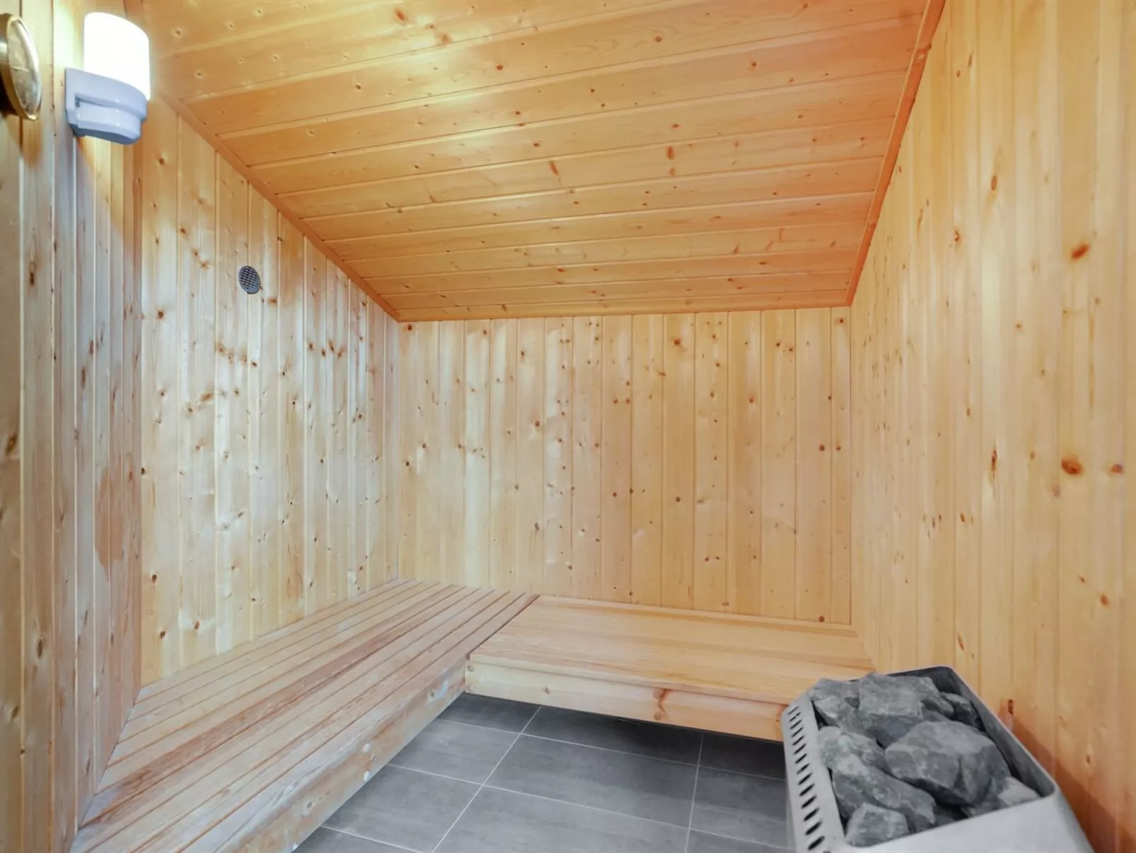 "Nedelko" - 250m from the sea-Drinnen