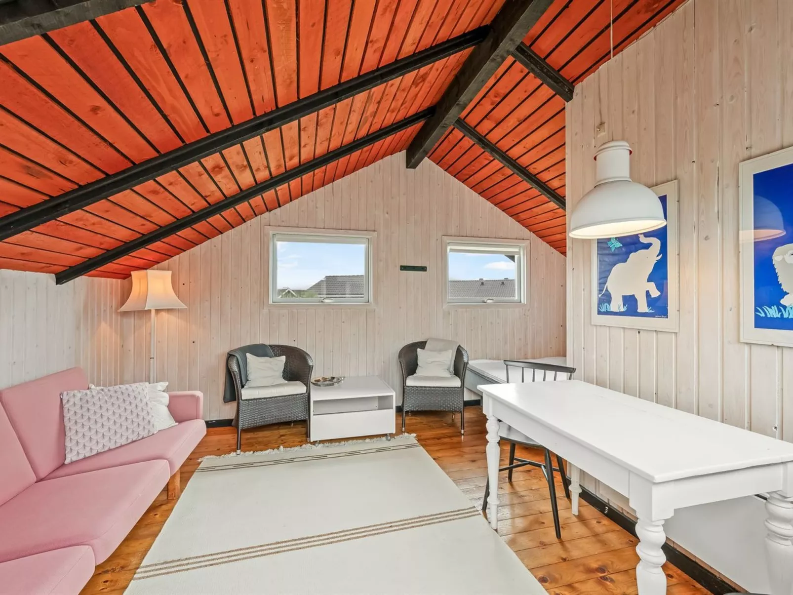 "Hildegart" -  from the sea-Drinnen