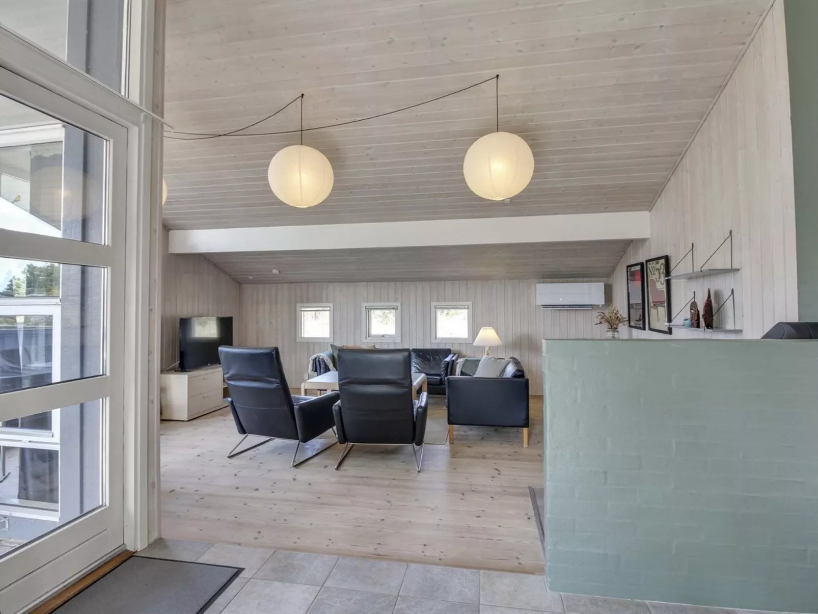 "Birgita" - 700m from the sea-Inside