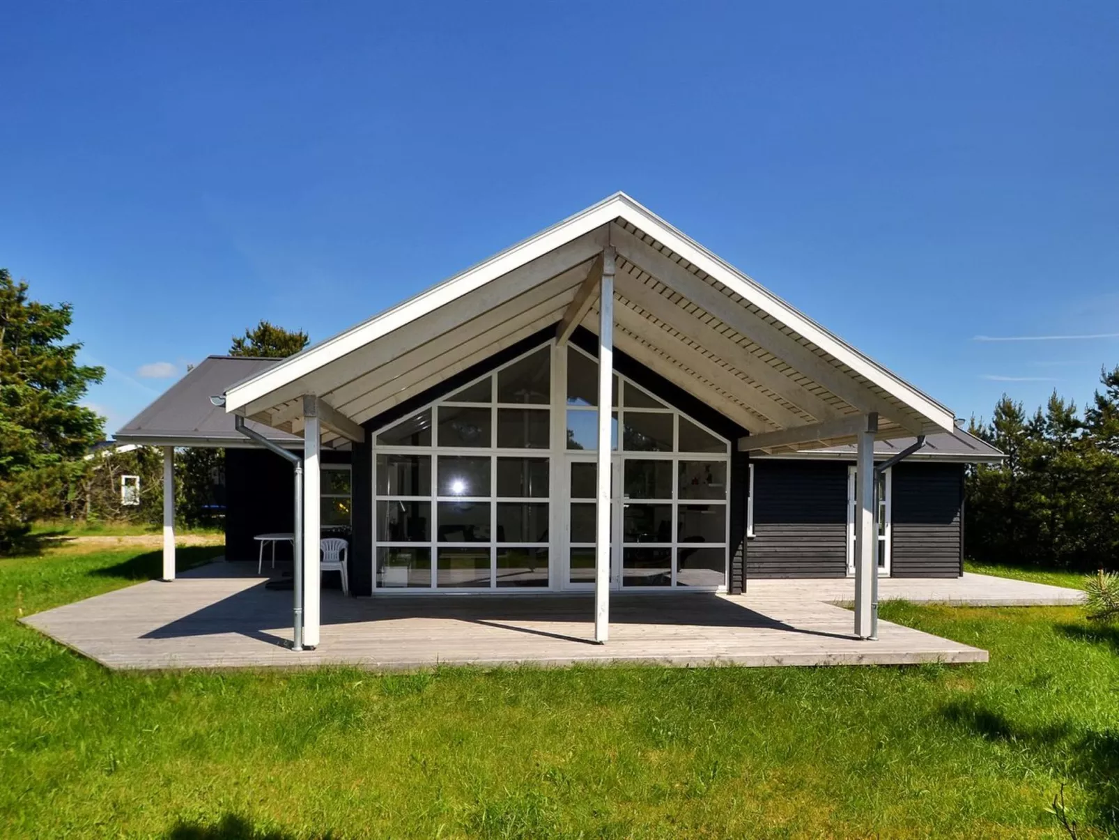 "Anethe" - 100m to the fjord-Outside