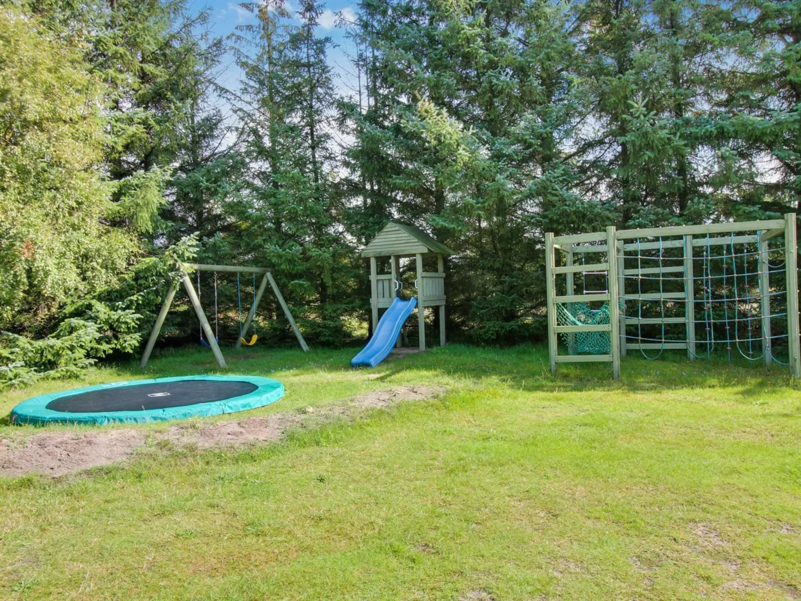 "Patrik" - 1.4km from the sea-Draußen