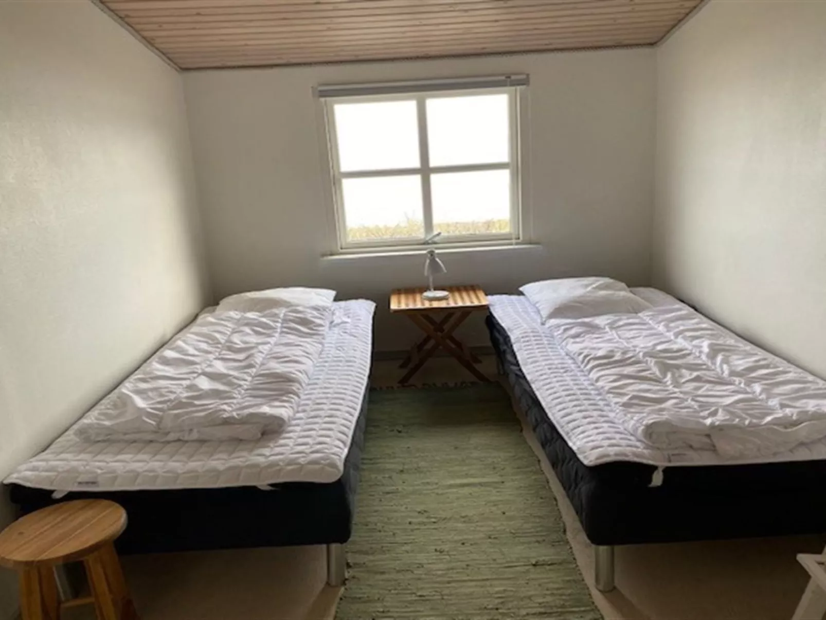 "Melia" - 50m to the fjord-Inside