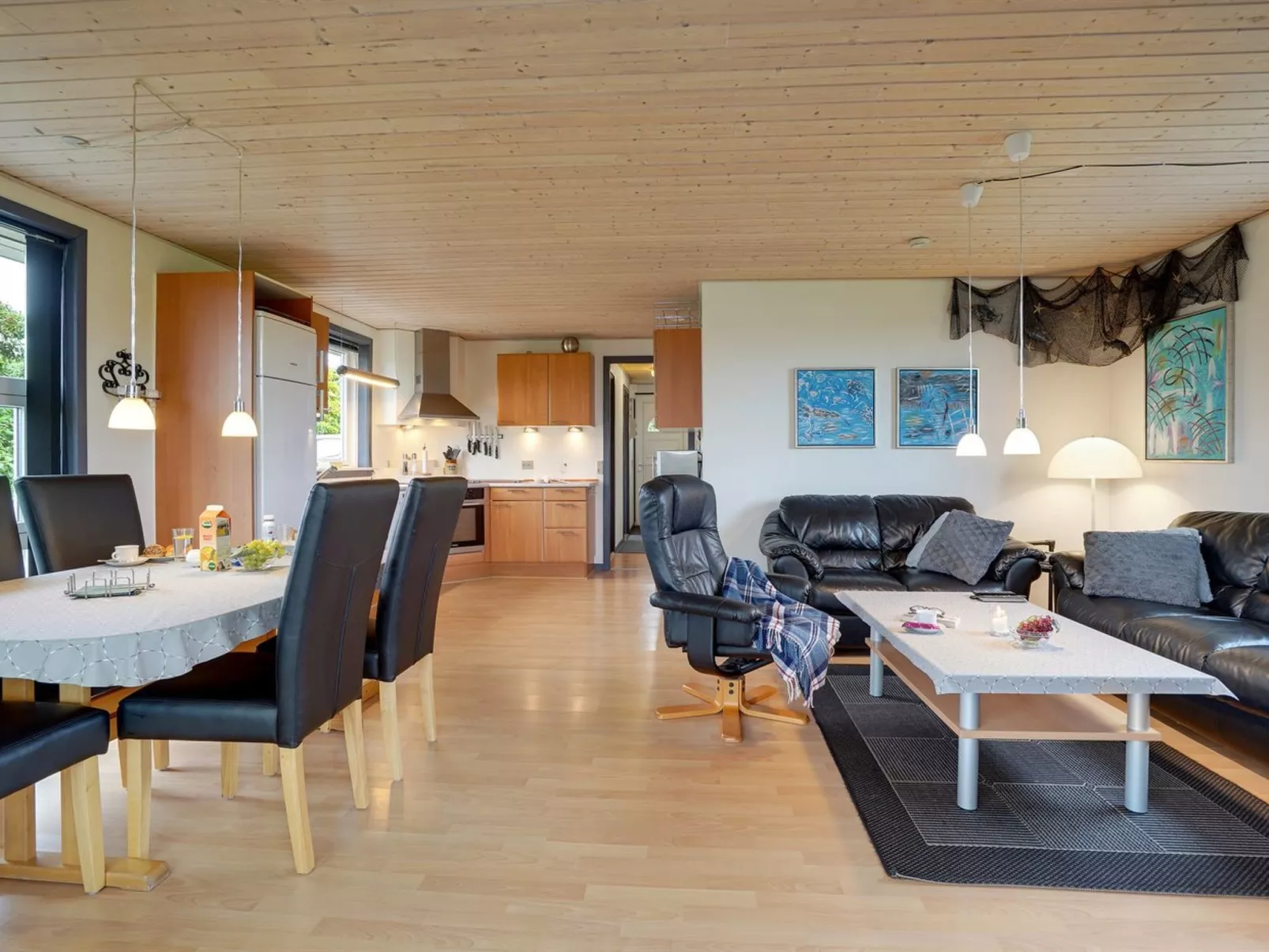 "Ørger" - 400m to the fjord-Dedans