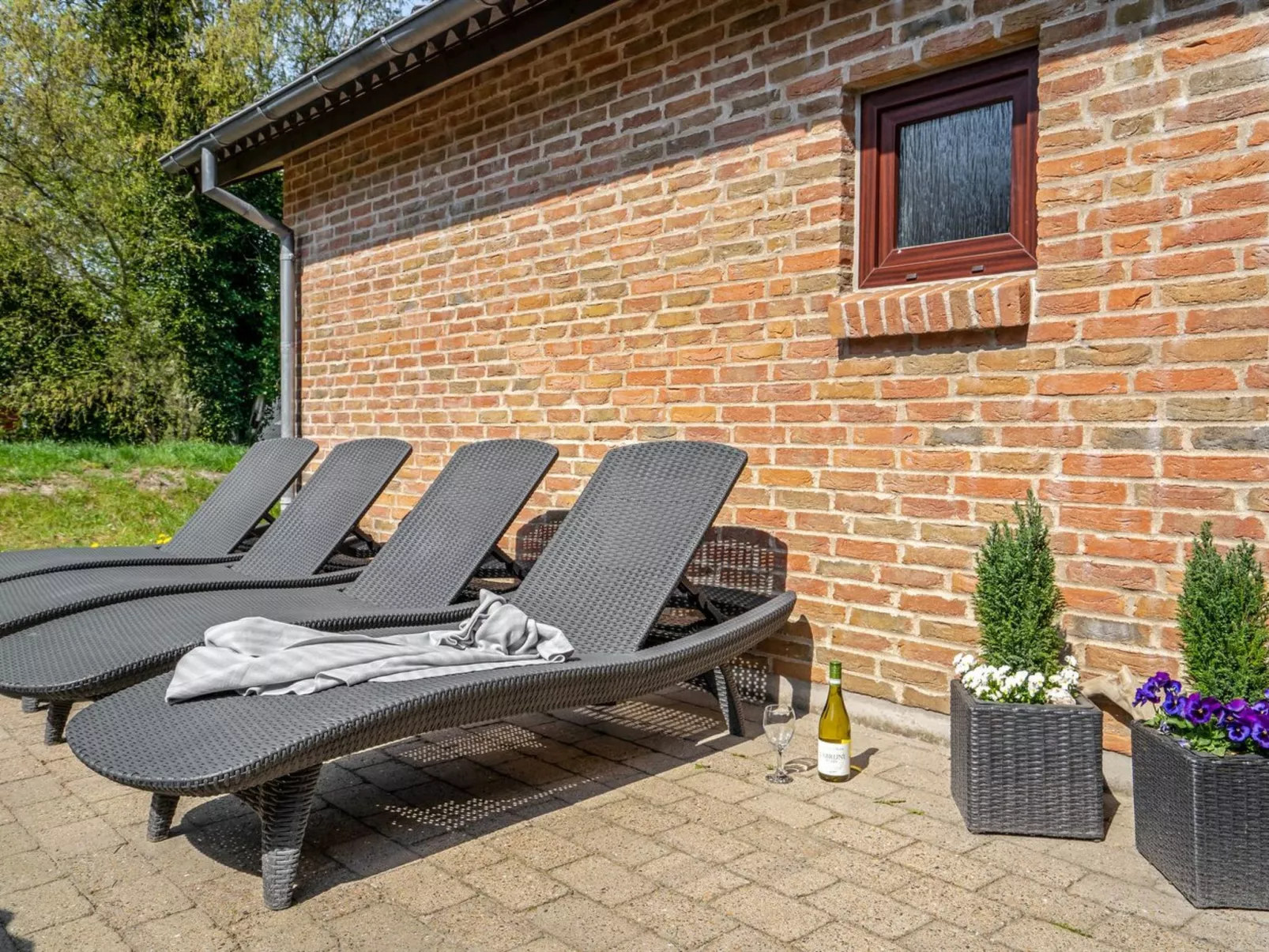 "Ehlin" - 150m from the sea-Outside