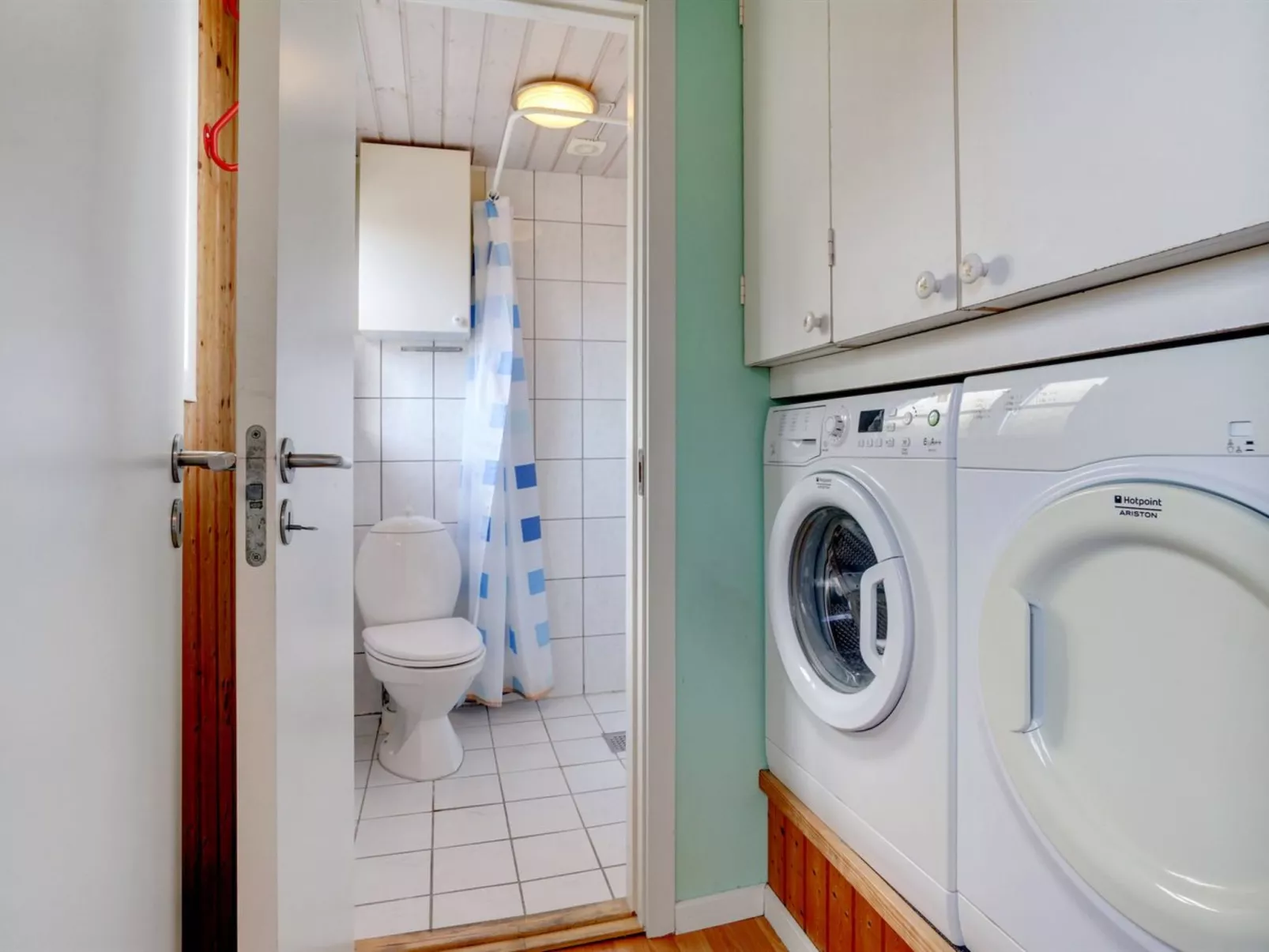 "Swaver" - 300m to the fjord-Inside