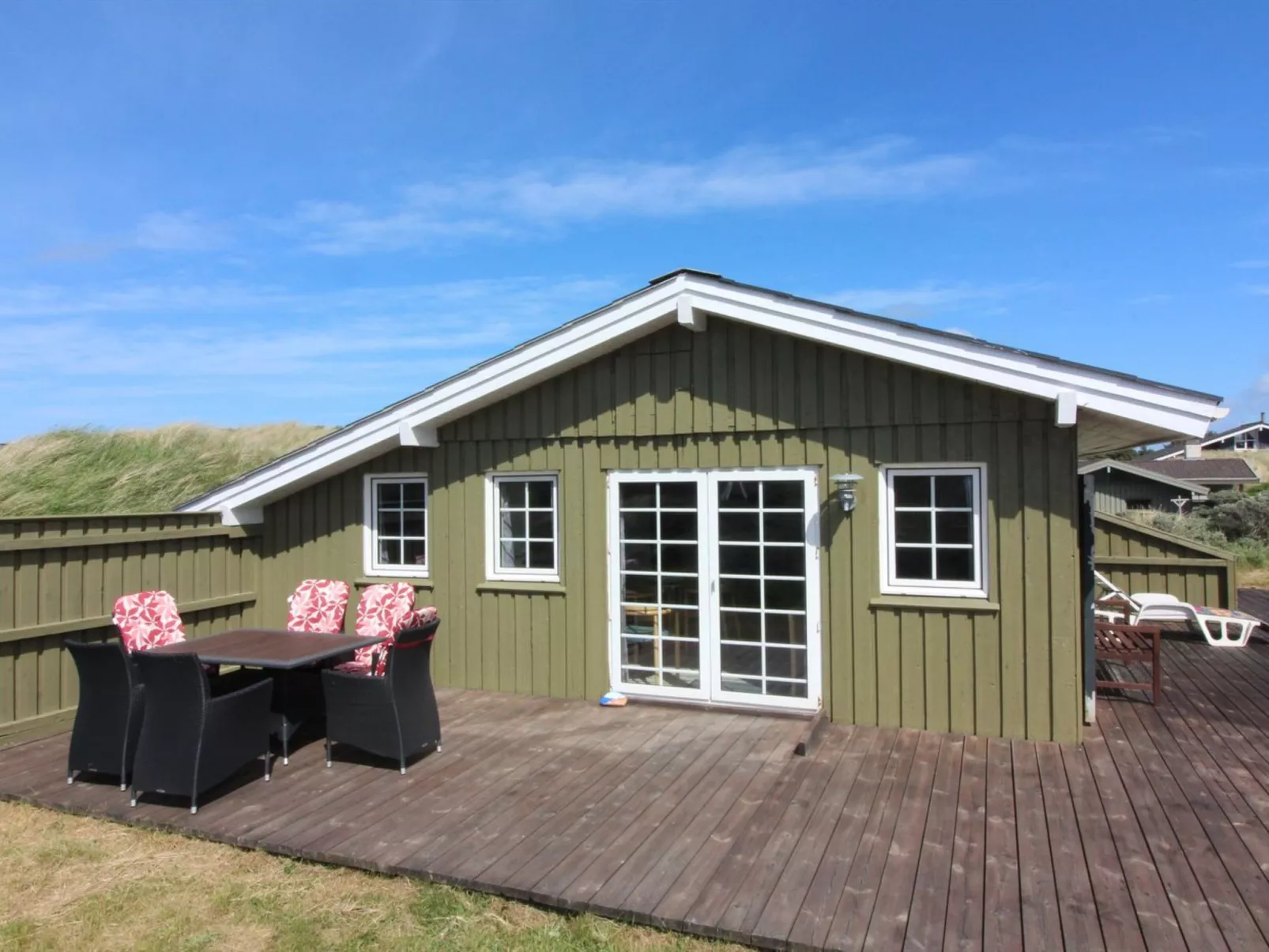 "Arita" - 250m from the sea-Outside