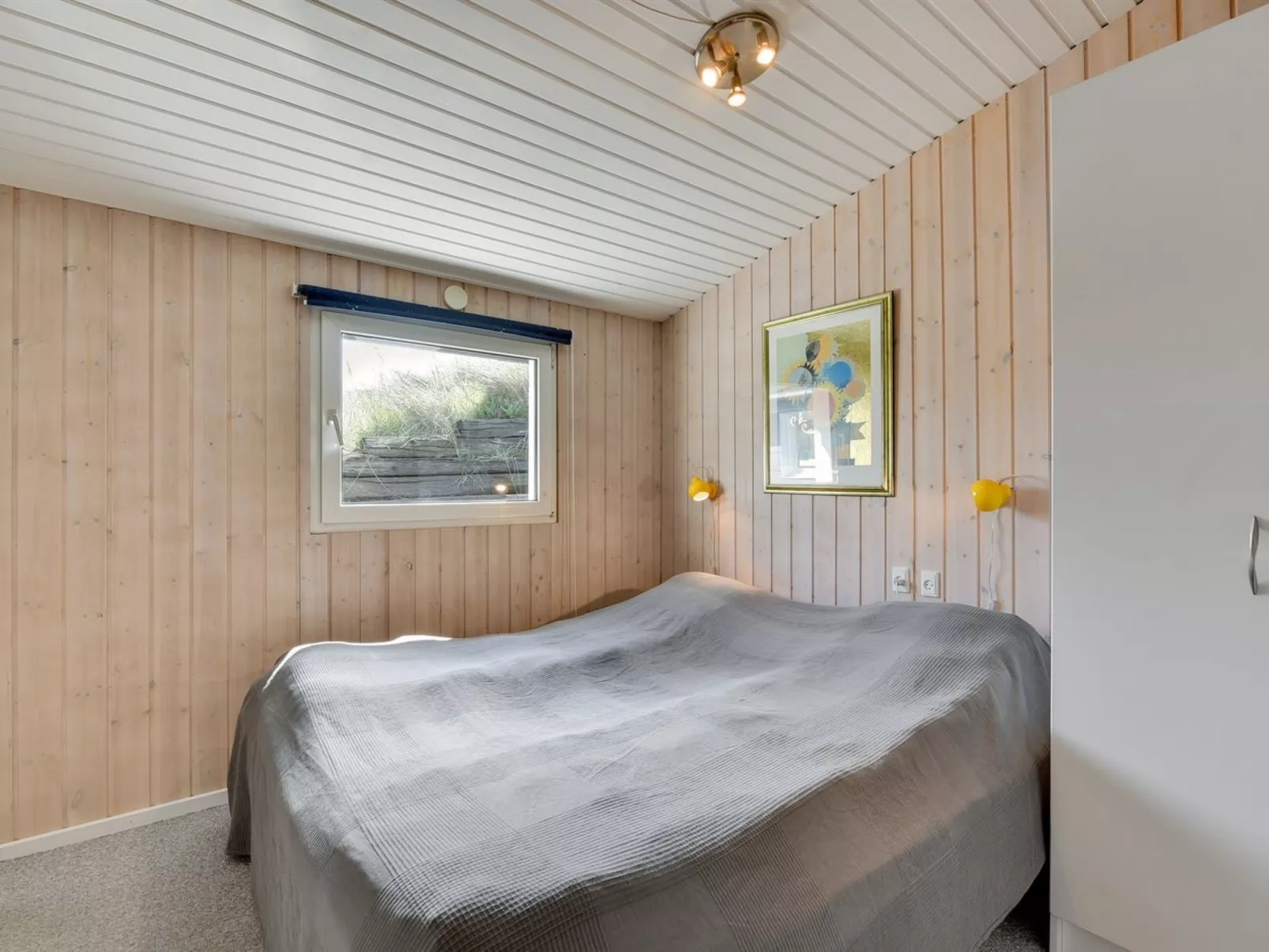 "Jess" -  from the sea-Inside