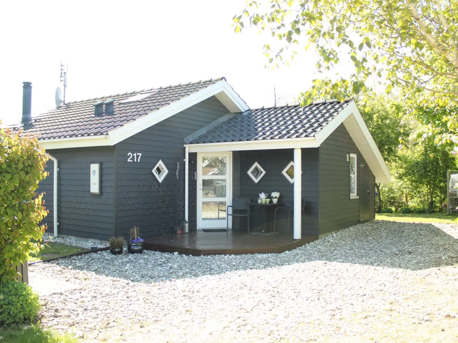 "Yara" - 1km to the fjord-Outside