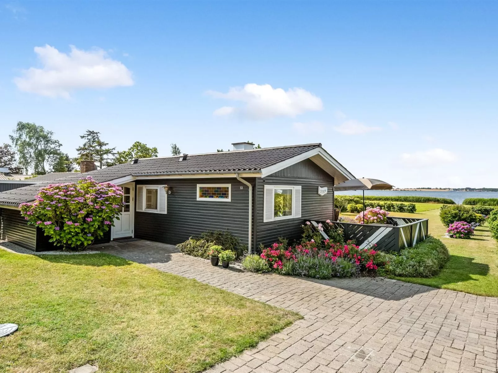 "Eddy" - 50m from the sea-Outside