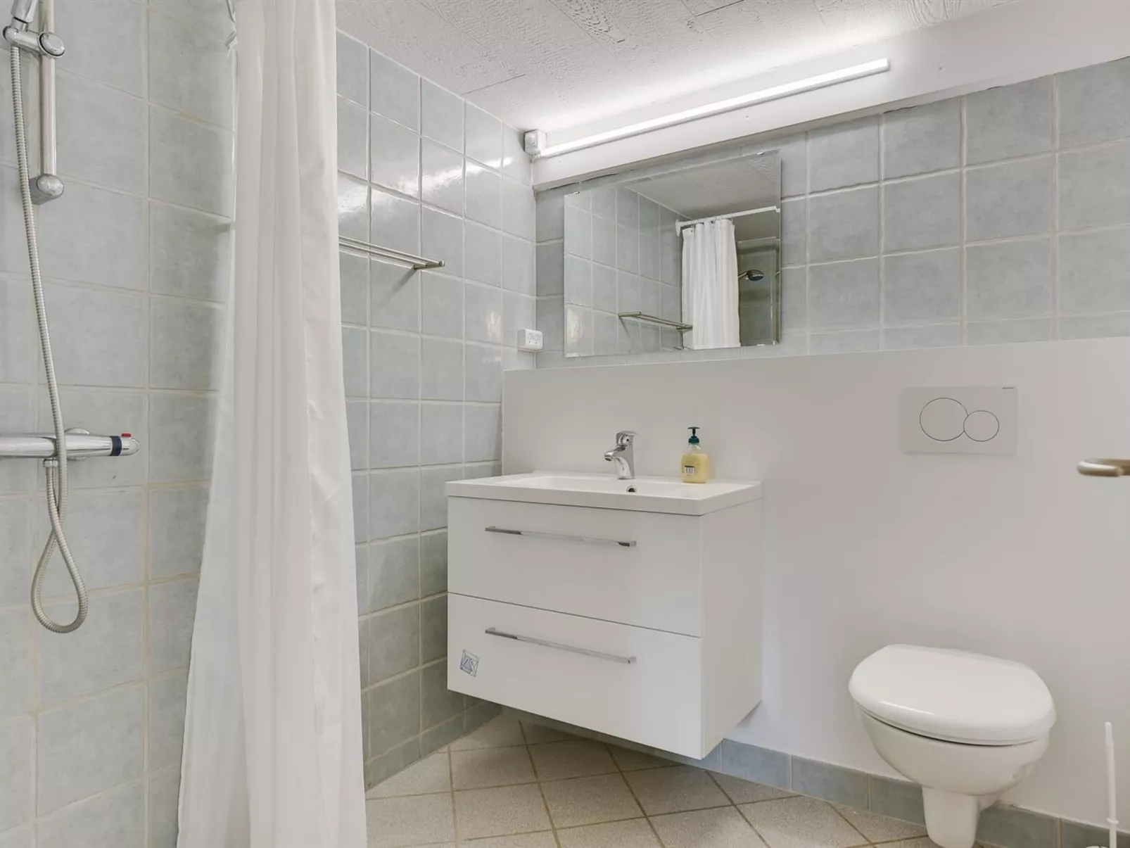 "Alitta" - 27km from the sea-Inside