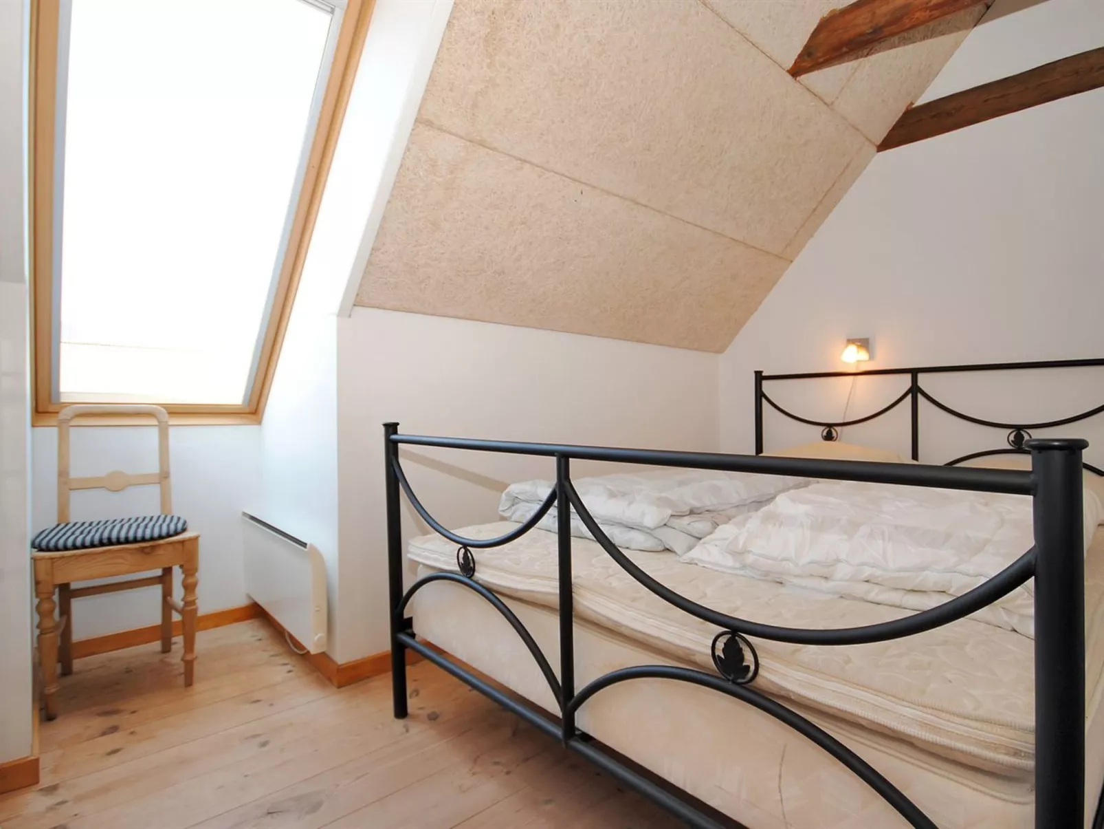 "Alois" - 1km to the fjord-Inside