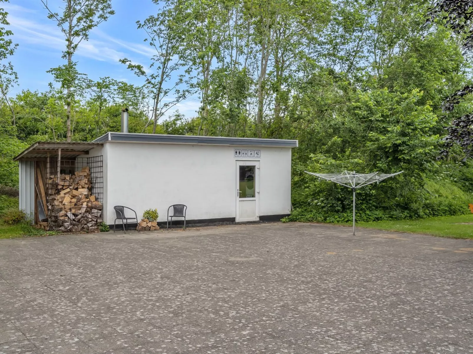 "Arne" - 20km from the sea-Dedans