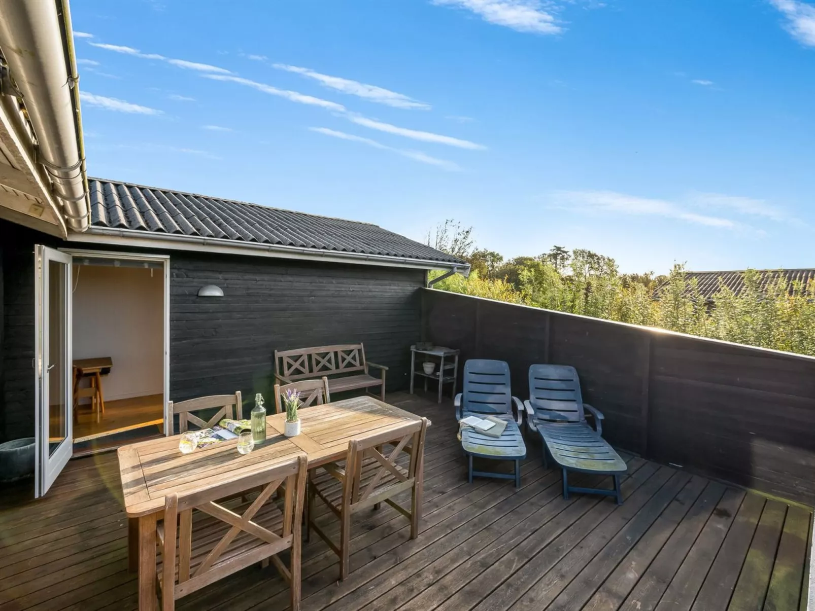 "Awer" - 300m to the fjord-Outside