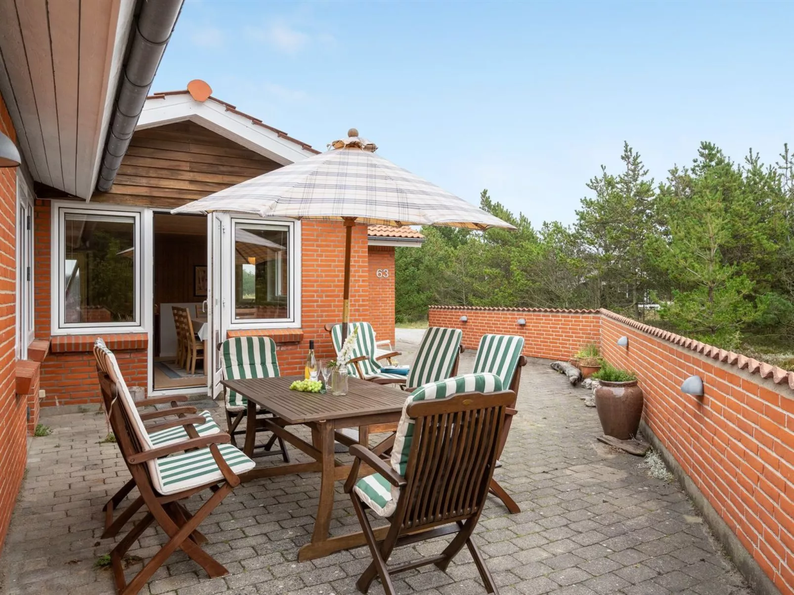 "Lisemarie" - 800m from the sea-Outside