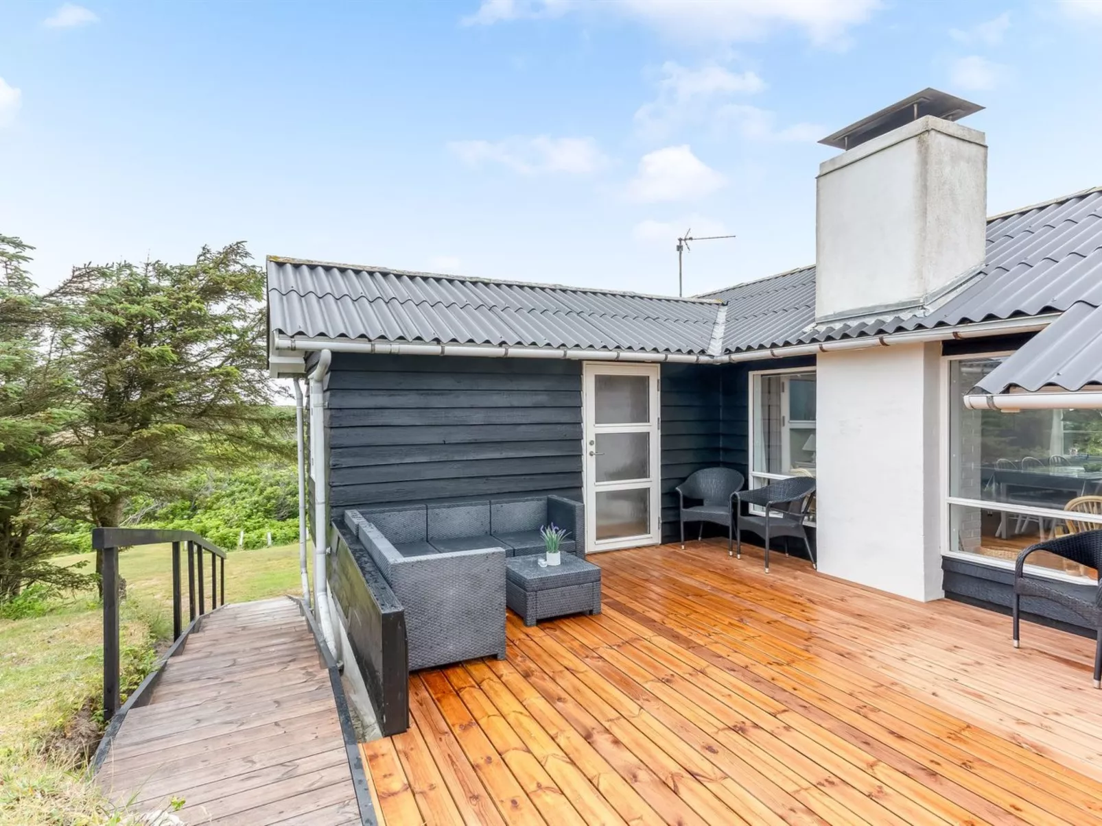 "Baldine" - 140m from the sea-Draußen