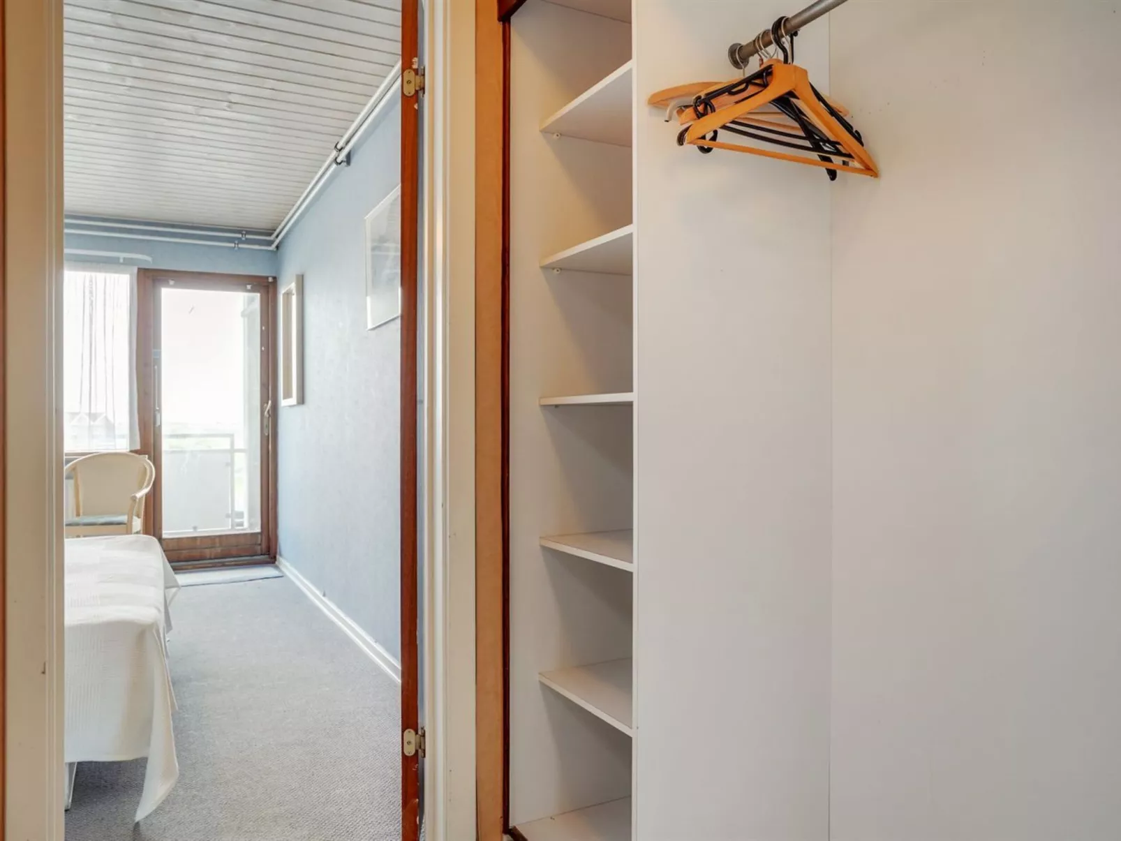 "Stilla" - 35km from the sea-Drinnen