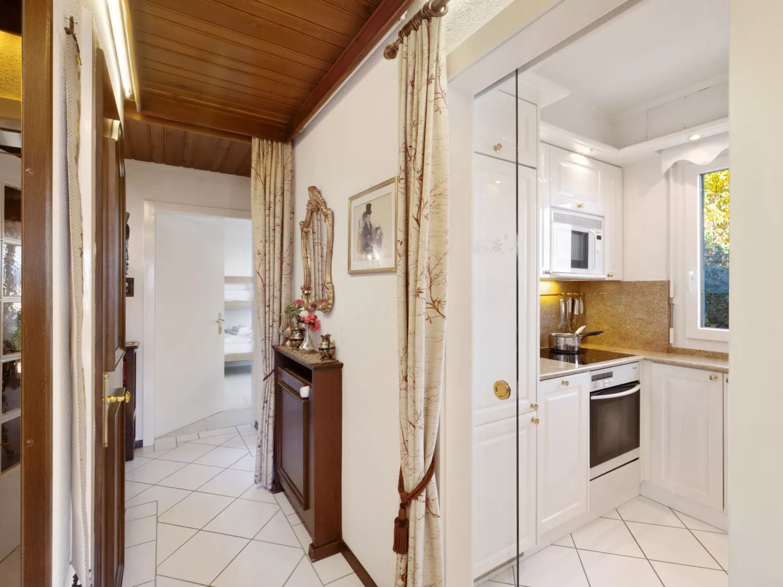 Marigny Dent-Blanche 9-8-Drinnen