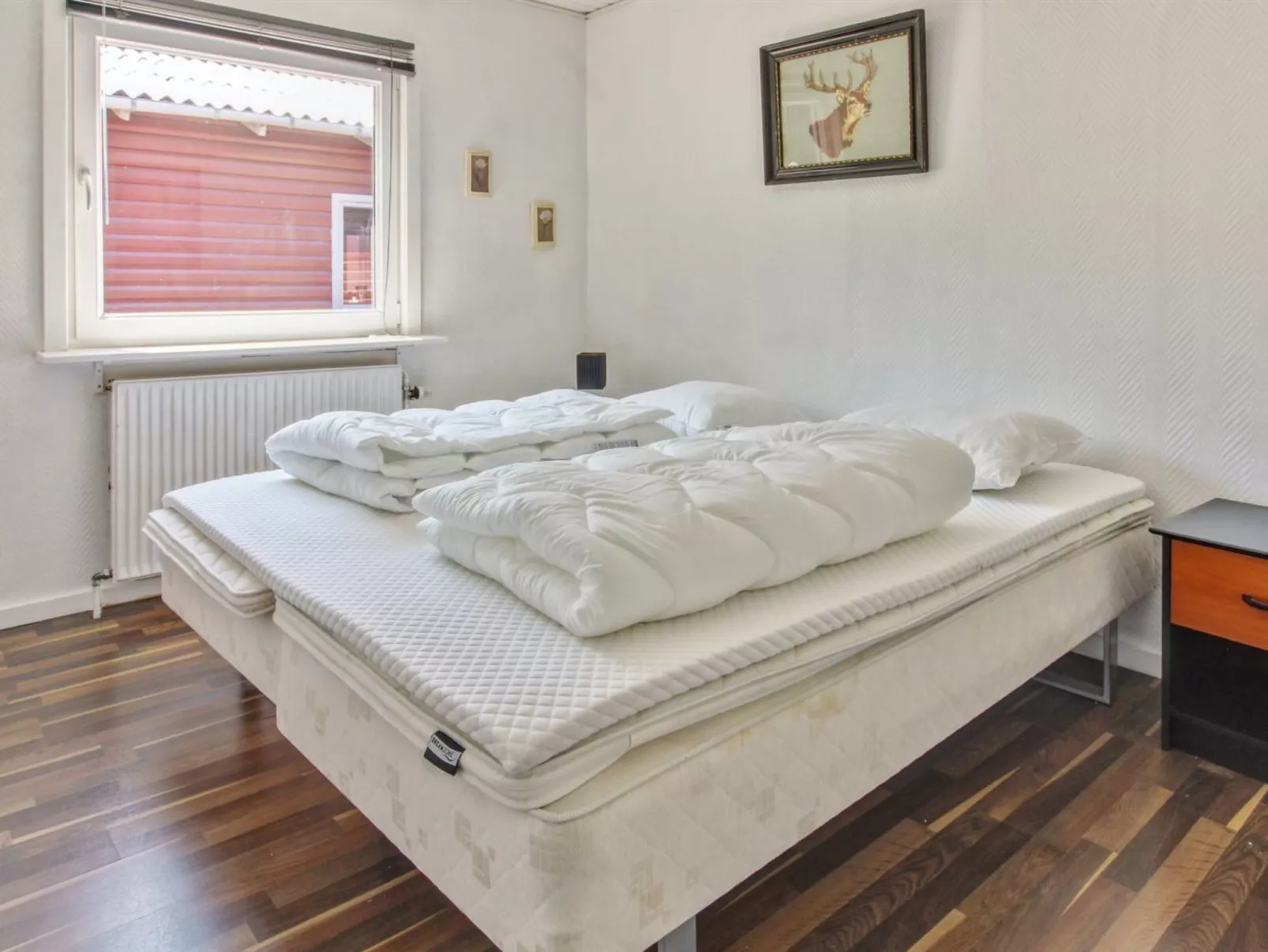 "Aku" - 24km from the sea-Drinnen