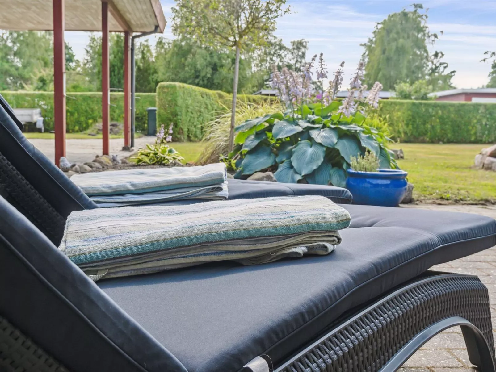 "Hakon" - 550m from the sea-Draußen