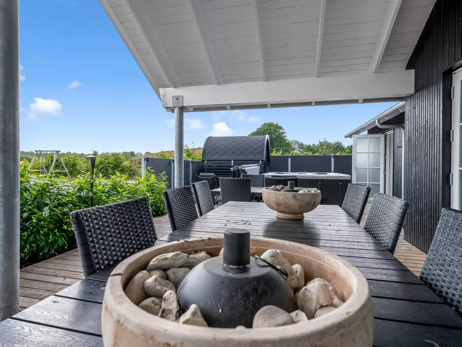 "Bryngeir" - 750m from the sea-Outside