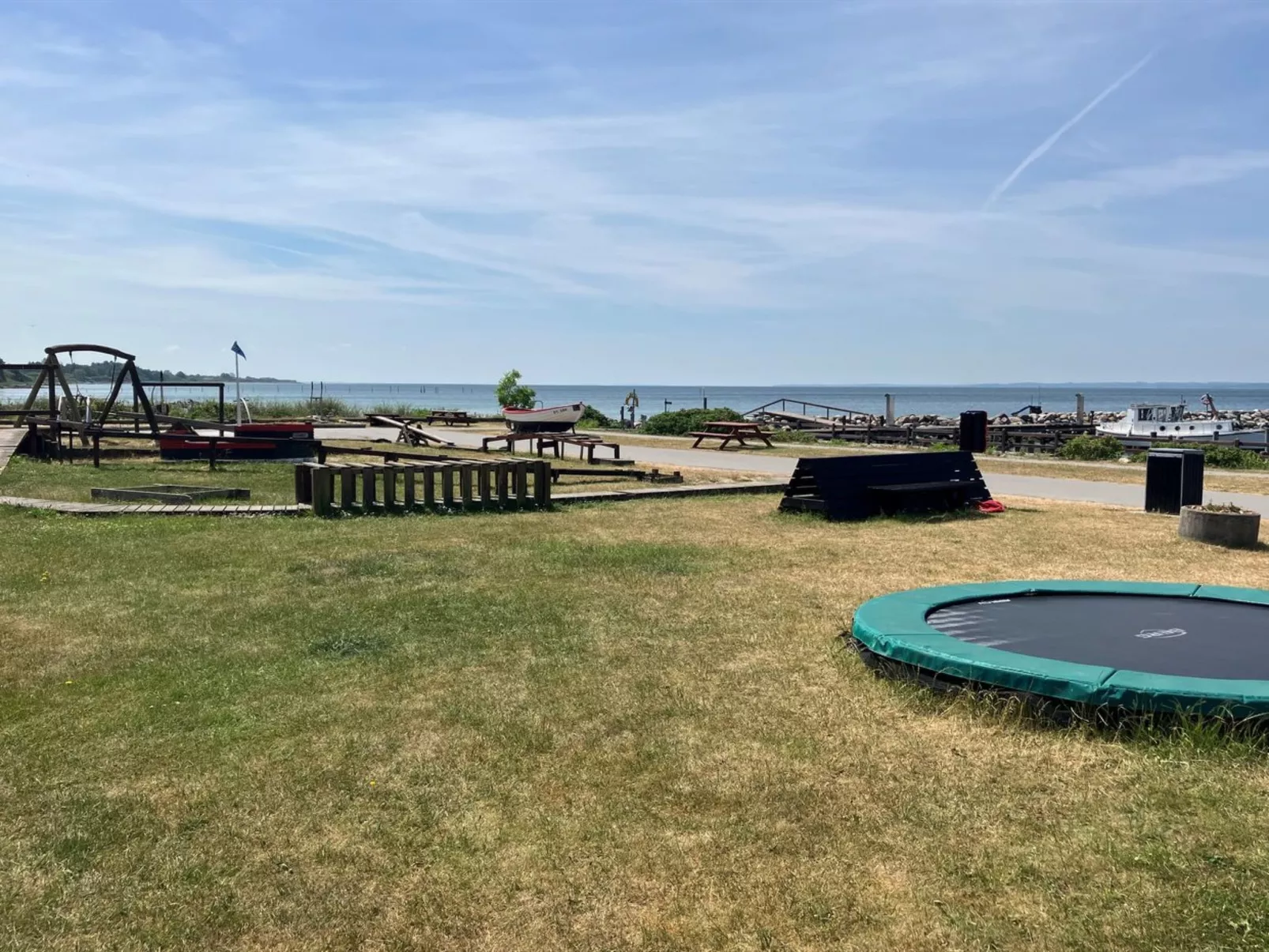 "Merete" - 50m from the sea-Outside