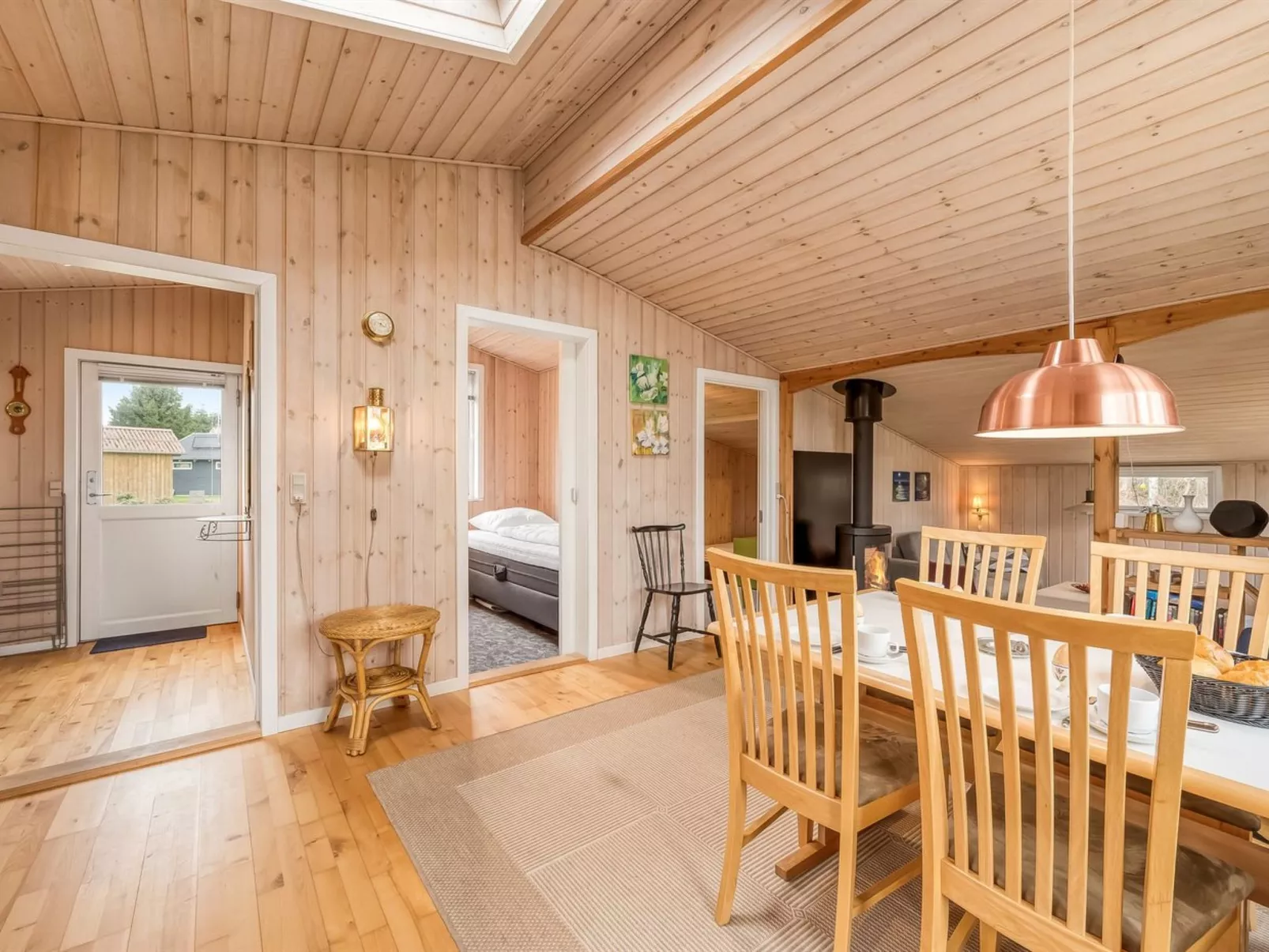 "Bosi" - 100m to the fjord-Inside