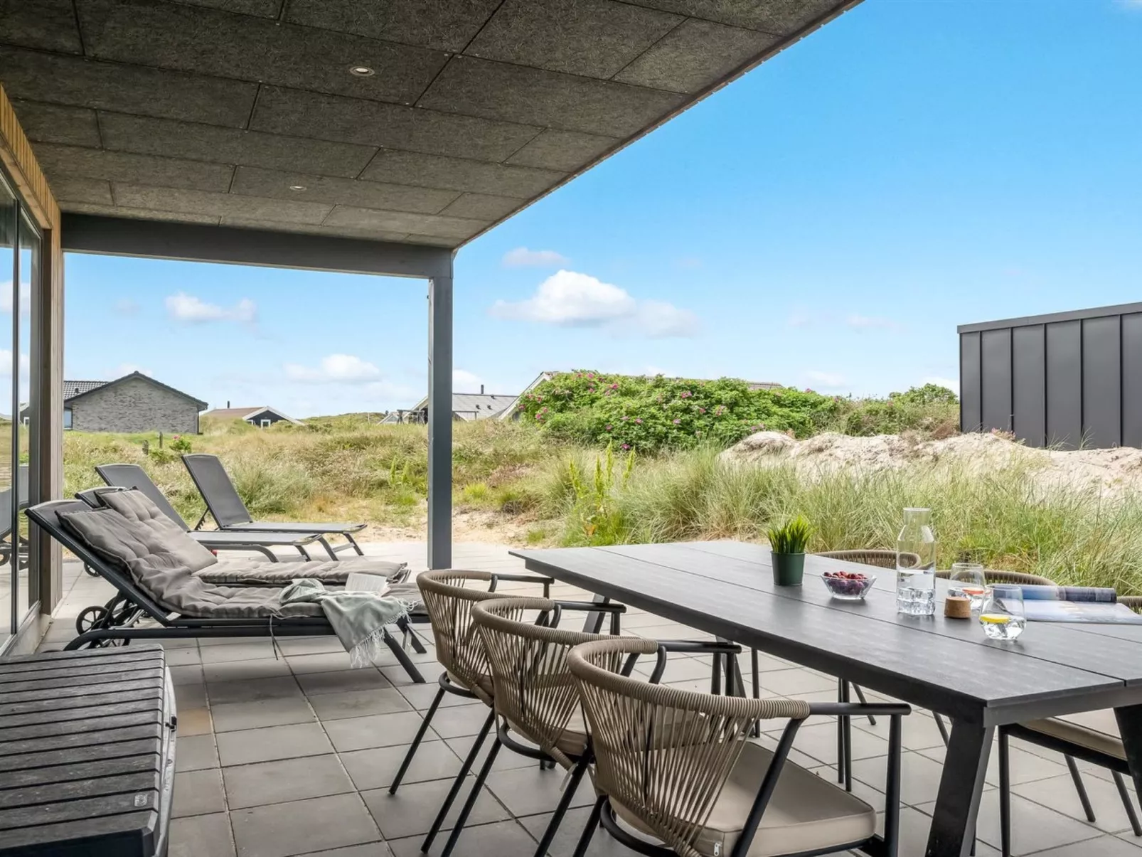 "Waldar" -  from the sea-Outside