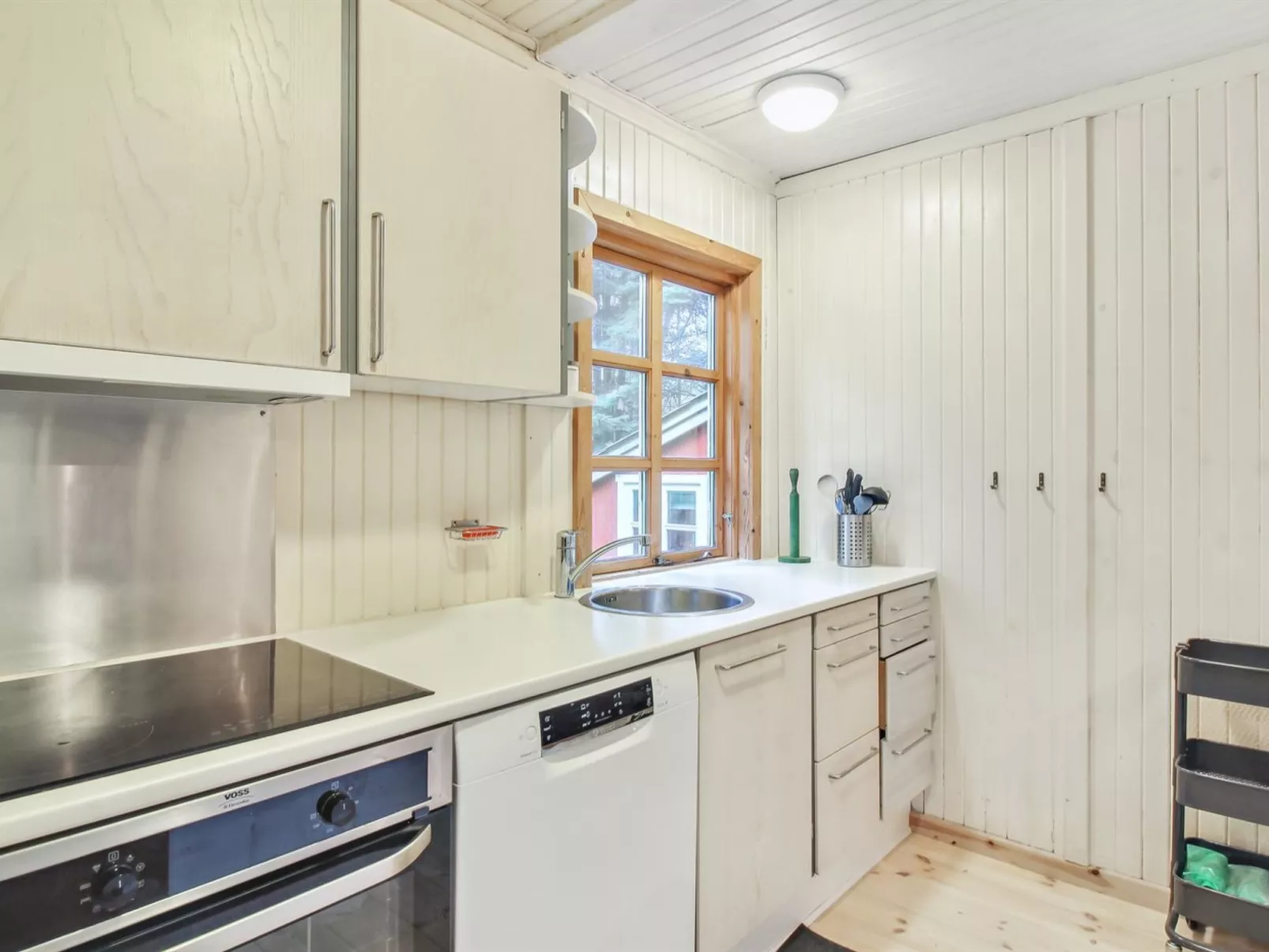 "Muriel" - 1.1km from the sea-Dedans