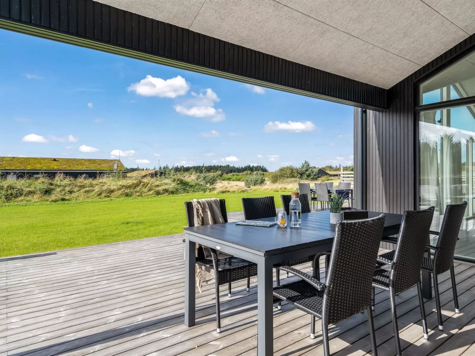 "Egil" - 1.5km from the sea-Draußen