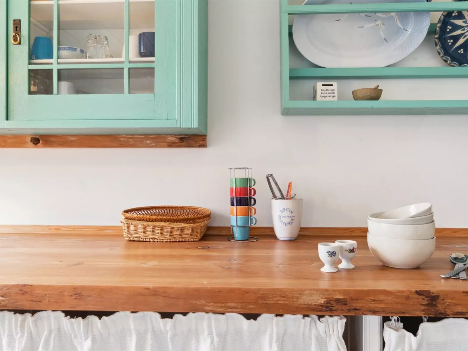 "Torbjörn" - 2.5km from the sea-Inside