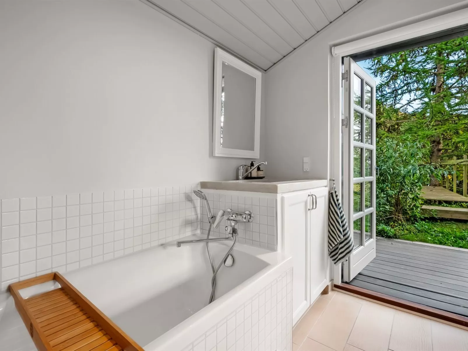 "Teijo" - 2.5km from the sea-Inside