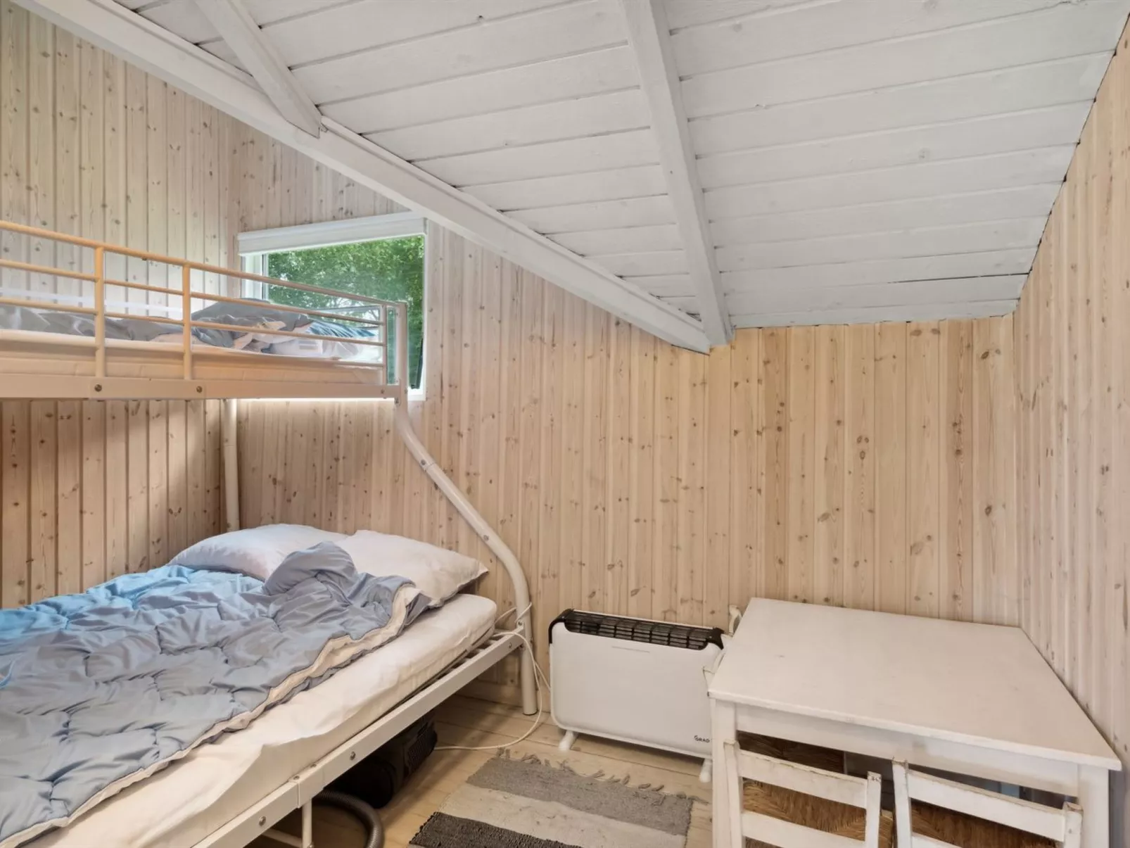 "Ninni" - 3.2km from the sea-Drinnen