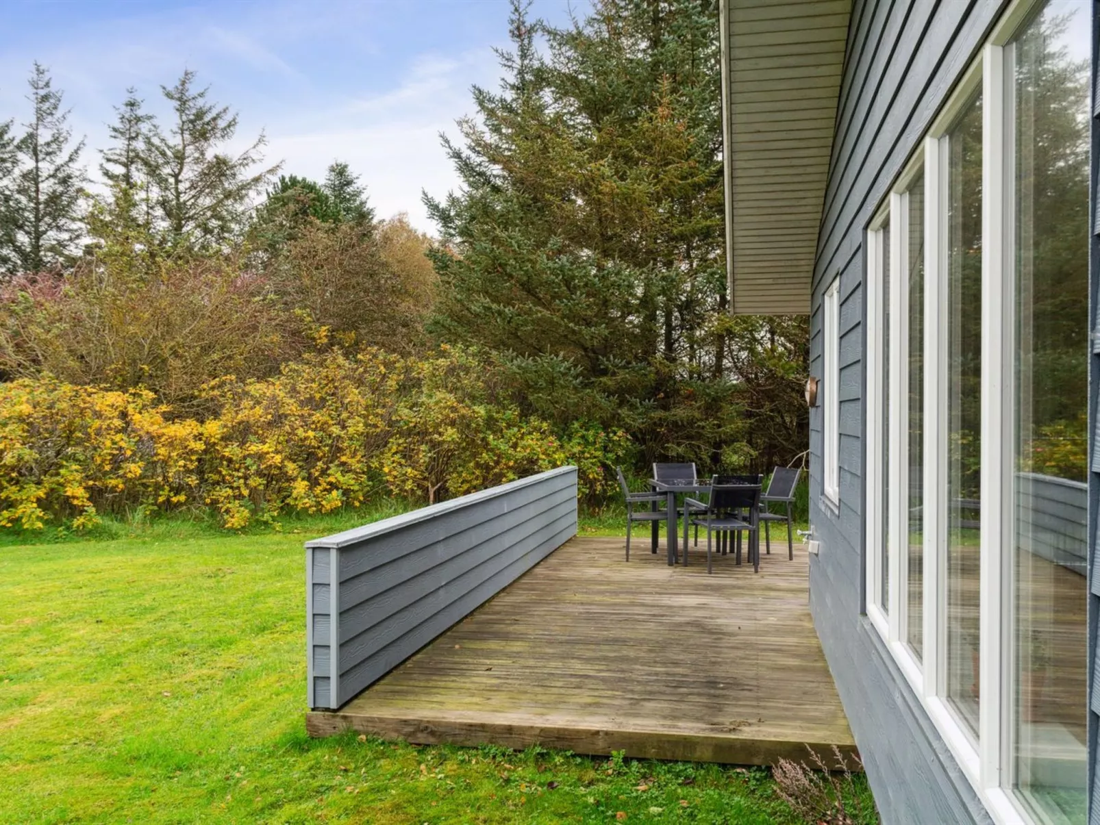 "Luchia" - 200m to the fjord-Draußen