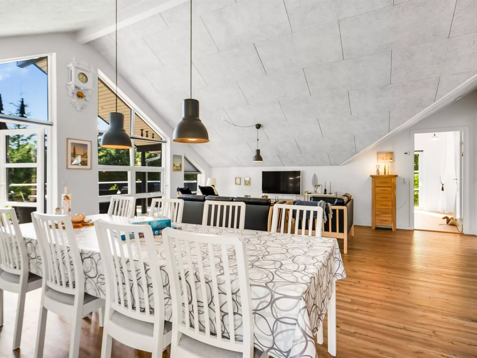 "Roska" - 1.3km from the sea-Inside