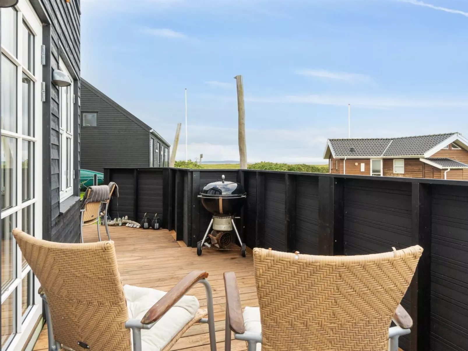 "Benni" - 75m to the fjord-Outside