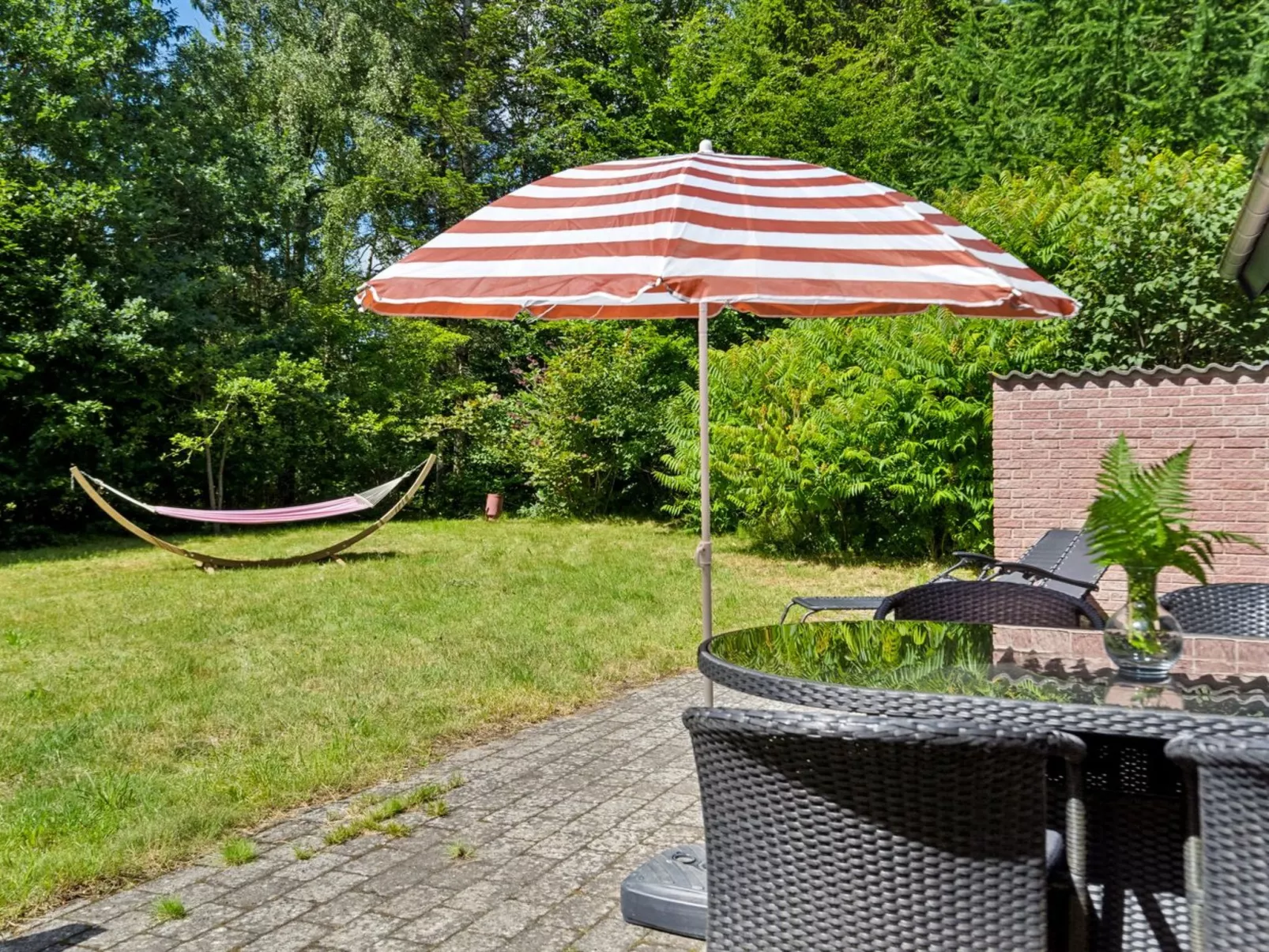 "Ingebrit" - 7km from the sea-Draußen