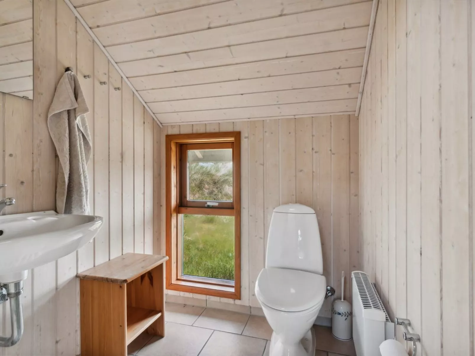 "Henri" - 500m from the sea-Dedans