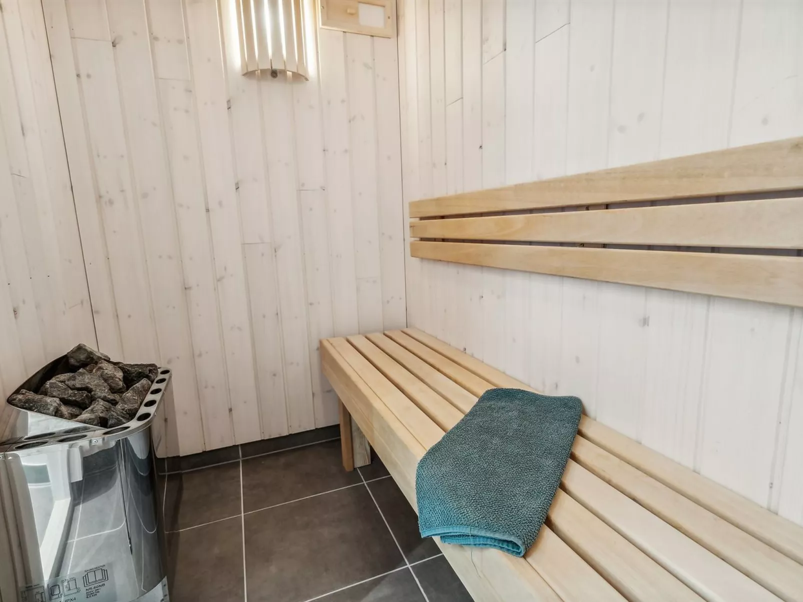 "Ika" - 450m from the sea-Inside