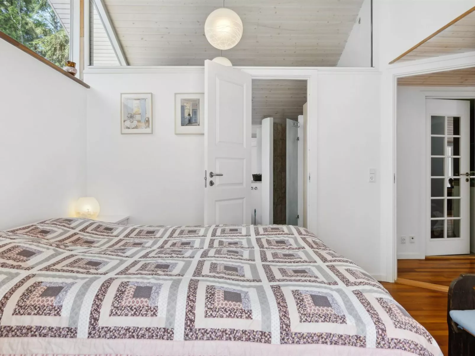 "Amina" - 1.1km from the sea-Inside