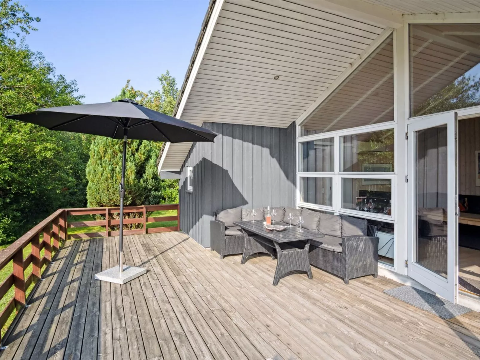 "Elif" - 30km from the sea-Draußen