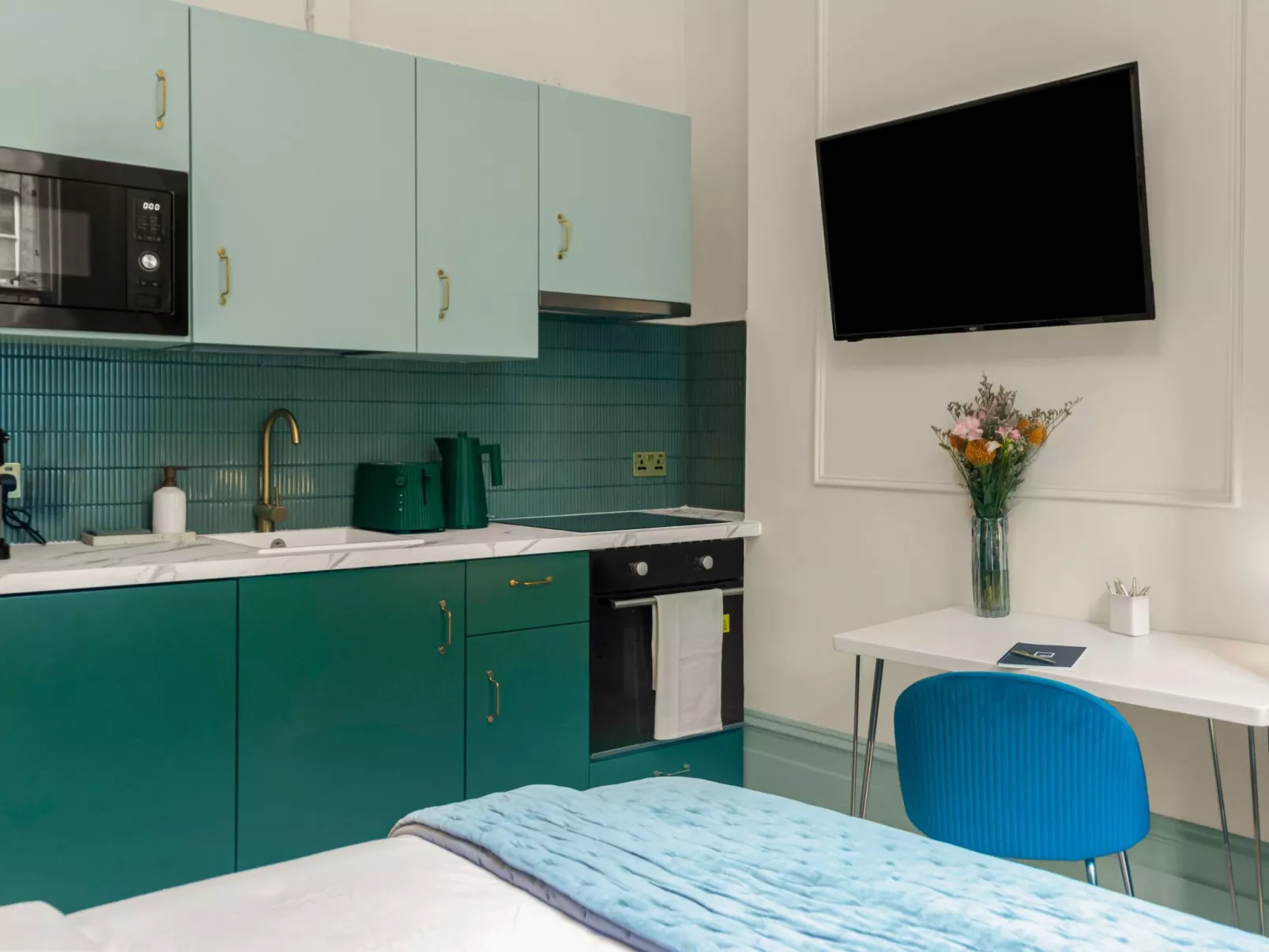 Kensington Studio-Inside